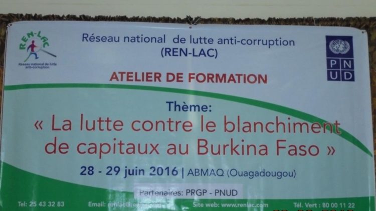 Lutte contre le blanchiment des capitaux au Burkina. Le REN-LAC renforce les capacités d’une trentaine de personnes.